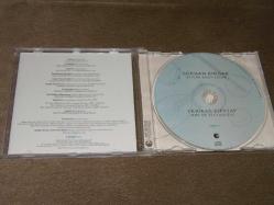 GÖKHAN KIRDAR - ÜSTÜME BASIP GEÇME - DÖNEM BASKISI ÇOK TEMİZ MÜZİK CD SİDİR.