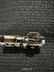 ZİPPO TARZI PANDA GÖRSELLİ ÇAKMAK BENZİNLİ.