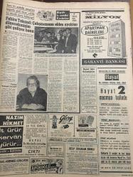 HÜRRİYET GAZETESİ 3 KASIM 1965 YIL :18 SAYI :6291---AP Ortak Grubu ,Demirel e Güven Oyu Veriyor --Denizden çıkarılan ceset eniştesine aitmiş --İnönü ,AP nin ilk günlerdeki tutumunu övdü ---Cinnet getiren köylü 3 çocuğunu  balta ile parçalayıp  öldürdü --Nişanında aşka gelip silah atan genç  katil oldu ---Her işini  gören 4 sekreterle  dolaşan Turizm uzmanı şehirlere değer biçiyor ---Başkan Johnson damat a  hayır dedi : Sebep : Kızının nişanlısının az maaşlı bir memur  olması --Kamyona çarpan otobüsün dokuz yolcusu öldü --Barbara Hutton 2 milyon liraya satın aldığı elmasa  7. kocasının adını verdi ---Kaçak yapılan inşaatlar Belediyece  yıktırılacak ---Cezayir Asya -Afrika konferans  tehir edildi ---Göztepe -1860 Münih ile karşılaşıyor ---Fenerbahçe ve Beşiktaş pazar günkü maç için dün  çalıştılar ---Başbakan Demirel :Amatör  Sporculuk Teşvik Görecektir --Milli Takım ,bugün G.Birliği ile oynuyor --Meksikalı bir genç ,deney için önüne gelen kızı öpmeğe kalkınca karakolu boyladı ---