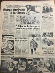 HÜRRİYET GAZETESİ 3 KASIM 1965 YIL :18 SAYI :6291---AP Ortak Grubu ,Demirel e Güven Oyu Veriyor --Denizden çıkarılan ceset eniştesine aitmiş --İnönü ,AP nin ilk günlerdeki tutumunu övdü ---Cinnet getiren köylü 3 çocuğunu  balta ile parçalayıp  öldürdü --Nişanında aşka gelip silah atan genç  katil oldu ---Her işini  gören 4 sekreterle  dolaşan Turizm uzmanı şehirlere değer biçiyor ---Başkan Johnson damat a  hayır dedi : Sebep : Kızının nişanlısının az maaşlı bir memur  olması --Kamyona çarpan otobüsün dokuz yolcusu öldü --Barbara Hutton 2 milyon liraya satın aldığı elmasa  7. kocasının adını verdi ---Kaçak yapılan inşaatlar Belediyece  yıktırılacak ---Cezayir Asya -Afrika konferans  tehir edildi ---Göztepe -1860 Münih ile karşılaşıyor ---Fenerbahçe ve Beşiktaş pazar günkü maç için dün  çalıştılar ---Başbakan Demirel :Amatör  Sporculuk Teşvik Görecektir --Milli Takım ,bugün G.Birliği ile oynuyor --Meksikalı bir genç ,deney için önüne gelen kızı öpmeğe kalkınca karakolu boyladı ---