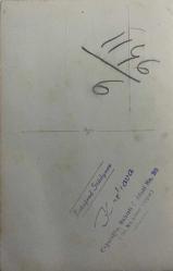 ELİNDE KİTAP OLUP DESENLİ KIYAFETLER GİYEN 3 GENÇ KIZ FOTOĞRAFI, ORİJİNAL SİYAH & BEYAZ, 14 x 9 cm EBADINDA - 1940'LAR, 1950'LER, 1960'LAR ve 1970'LER TÜRKİYE'SİNDEN NOSTALJİK DOĞUM GÜNÜ HEDİYESİ