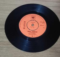 NİLÜFER-DÜNYA DÖNÜYOR