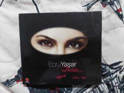 Ebru yaşar delidir  cd