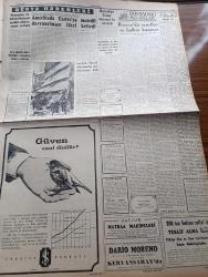Cumhuriyet Gazetesi - 18 Eylül 1962 - İdamların Yıldönümünde Malum Gazetelerin   Neşriyatı Tepki Yarattı - İsmet İnönü Danışma Kuruluna Plan Hakkında İzahat Verirken - Adnan Menderes'in Haksız İktisap Davasının Duruşmasında Mevlit Şekeri Dağıtıldı - Gençlik Atatürk'ün Heykellerine Tecavüzleri Tel'in Ediliyor - Lüleburgaz Sağlık Merkezi 29 Ekim'de Hizmete Açılıyor - Kayseri Bölge Cezaevinde Mevlit Ve Kur'an Okutturuldu - Yer Demir Gök Bakır Yazan Yaşar Kemal Yazı Dizisi - İlhan Selçuk Köşe Yazısı - Amerika'da Fidel Castro'ya Mutedil Davranılması Fikri Belirdi - İran Şahı Toprak Reformundan Geri Dönülemez Dedi - Burhan Felek Köşe Yazısı - Mutfak Sofra Yazan Raufi Manyas - Profesör Nümbüs'ün Maceraları Çizgi Roman - Jane'in Kızı Çizgi Roman - Resimli Roman Melun Kız Çizen Yves Sayol - Canel Konvur Güzellik Kraliçesi Seçildi - Dinamo Kafile Başkanı Galatasaray Bu Oyunu İle Dömifinale Gider - Dedi - Avrupa Atletizm Şampiyonası - Rus Atletlerine Doping Mi Yapıldı - Fikret Kırcan Almanya'da