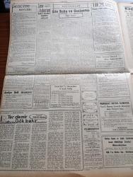 Cumhuriyet Gazetesi - 21 Eylül 1962 - Hükümet Dün De İç Politikayı Görüştü Ehliyetsiz İdareciler De Değiştiriliyor - 300 Kişiye Sual Irz Ve Namus Düşmanlarına İdam Cezası Verilmeli Mi - Dev Mersin Rafinerisi Beş Ekim'de Açılacak - Barzani'nin Emrinde Bulunan Altı Aşiret Aleyhine Döndü - Devlet Planlama Uzmanları Hafif Batı Müziği İle Dinleniyor - Kemal Satır Çekilen İsmail Rüştü Aksal Yerine CHP Genel Sekreteri Seçildi - Yer Demir Gök Bakır Yazan Yaşar Kemal Yazı Dizisi - İlhan Selçuk Köşe Yazısı - İngiltere'nin Ortak Pazara Girmesi Konusunda Anlaşmaya Varıldı - Sovyetler Birliğinde Aşk Cinsel Konular Ve Aile - Gecenin Ucundaki Işık Yazan Peride Celal - Bay Oscar Karikatür - Jane'in Kızı Çizgi Roman - Resimli Roman Melun Kız Çizen Yves Sayol - Fenerbahçe 4 2 Yenildi - Fenerbahçeli Futbolcu Şeref Has Torinolu Olacağım Dedi - Galatasaray Bu Akşam İzmir'e Hareket Ediyor - Halterde Gene Rekor Kırıldı - Philips Floresan - Nurmetal Çamaşır Makineleri