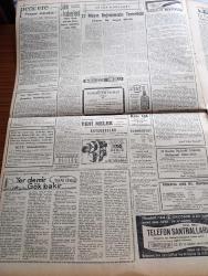 Cumhuriyet Gazetesi - 24 Eylül 1962 - Dünkü Parti Kongrelerinde Tahriklerden Şikayet Edildi - Siyasi Şartların Tahlili Yazan Feridun Ergin Köşe Yazısı - Evlenme Çağındaki Kızlar Erkeklerden 215,000 Fazla - Çankırı Atatürk İlkokulu Valinin Emriyle Kapatıldı - Kaçakçılığı Önlemek İçin Hudut Karakolları Takviye Ediliyor - Salim Başol Cumhuriyetçi Köylü Millet Partisi'nin Tebliğine Cevap Verdi - Cüzamın Dağılışı Bakımından Türkiye 3 Bölgeye Taksim Edildi - Sağır Dilsizler İçin İş Sahaları Açılacak - Yer Demir Gök Bakır Yazan Yaşar Kemal Yazı Dizisi - İlhan Selçuk Köşe Yazısı - Japonya'da 500.000 Yıllık Bir Fil Fosili Meydana Çıkarıldı - Amerika Küba'ya Saldırırsa Füzeler Uçmaya Başlayacak - Savaşçının İstirahatinde Brigitte Bardot ile Robert Hossein Fotoğraf - Gecenin Ucundaki Işık Yazan Peride Celal Yazı Dizisi - Bay Oscar Karikatür - Jane'in Kızı Çizgi Roman - Fenerbahçe 10 Kişilik Yeşil direk'i Yendi - Metin Oktay'sız Galatasaray Karşıyaka'yı Yenemedi