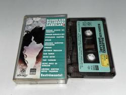 Bizden Size Dillerdeki Şarkılar 3 - (Kaset)