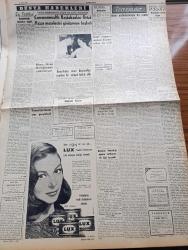 Cumhuriyet Gazetesi - 11 Eylül 1962 - Yeni Parti Kurulacağı Dün Resmen Açıklandı - Yargıtay Altay Ömer Egesel Hakkında Açılan Hakaret Davasını Usul Bakımından Reddetti - Koçero'nun Şehit Ettiği Assubay Veli Erol'un Eşi Siirt Valisi Safa Poyrazı Mahkemeye Verdi - Parlamentonun Çalışması Dün Filme Alındı - Cumhuriyetin Anketi 100 Tacire 10 Sual Durumun İyiye Gittiği Doğru Mu - Gümüş Motor Fabrikası İşçileri Son 3 Ay İçinde Üçüncü Defa Grev Yaptılar - Eminsu Derneğinde İstifalar Devam ediyor - Depremin Hala Devam Ettiği Iğdır'dan Göç Başladı - Yer Demir Gök Bakır Yazan Yaşar Kemal Yazı Dizisi - Üç Hikaye Yazan İlhan Selçuk Köşe Yazısı - Sarp Ve Maradit Sembolü Ve Ayı Yavrusu Yazan Cihad Baban - İngiliz İmparatorluğu Tarihi Bu Karar Arefesinde - Mısır Arap Birliğinden Çekilmiyor - Şırıngasız Aşı - Osmanlı Tarihinde Haydut Aşkları Yazan Reşat Ekrem Koçu Yazı Dizisi - Gecenin Ucundaki Işık Yazan Peride Celal Yazı Dizisi - Resimli Roman Melun Kız Çizen Yves Sayol - Sinarit Balığı