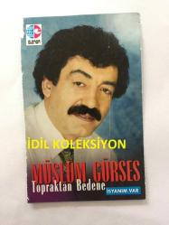 MÜSLÜM GÜRSES,TOPRAKTAN BEDENE, ALBÜM KASETİ KARTONETİ - SADECE KARTONETTİR (SADECE ÖN YÜZÜDÜR)