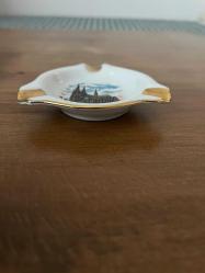 Köln Dom manzaralı, yaldızlı porselen kül tablası