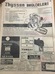 HÜRRİYET GAZETESİ 14 KASIM 1966 YIL :19 SAYI :6662--İsrail Birlikleri Dün Ürdün e Hücuma Geçti --Şaşı Osman ,Laz Muzo yu Öldürdü --Demirel :AP ,Milli Bütünlüğü Korumaya Azimlidir --Ekipler bu  defa lüks yerlere de girdi ---Parasını alamayan kaçakçılar ev basıp eşyalarını aldılar --Vatandaş Devlet  kapısında  zorluk çekemeyecek --Eski mermi patladı  ve dört çocuk yaralandı ---İpnotizma ile herkes büyük bir sanatkar olabilirmiş --Galatasaray  kazandı :2-0 --Hacettepe 1-0 galip ---Göztepe :3 Ankaragücü :0--Altınordu :1 Demirspor :1--Clay bu gece Williams ile karşılaşıyor --199 . randevu da Galatasaray kazandı --Yunanistan da ASPİDA ya mensup subaylar yargılanıyor ---Erkekler maça gittiği için Demirel i kadınlar karşıladı --Parasını alamayan kaçakçılar  ,ev  basıp eşyaları  aldı ---Yeşilhisar da talebesine  sarkıntılıkta bulunan öğretmen  linç ediliyordu ---