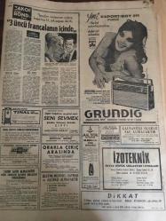 HÜRRİYET GAZETESİ 11 KASIM 1966 YIL :19 SAYI :6659 --Ata yı andık--Bütün casuslar ,Türk Albayı nın çaldırdığı NATO planları peşinde --Cahide Sonku ,Pendik te içkili vaziyette  bulundu ---Minibüs kamyonla çarpıştı 8 ölü ,13 de ağır  yaralı var ---Yunanistan Enosis ten biz de Taksim den  bahsetmeyeceğiz ---Füzecilerimiz Amerika da atış rekoru  kırdı --Ankara da  yanıyor  ya Urfa da 80 bin insan  günlerce elektriksizmiş  kimin umurunda --Hapishane  kaçkını hırsız  yakalandı ---Belediye ,kaloriferlerini yakmayanlara ceza verecek --Gegiç :Galip gelmemiz  normal --Toto dan bu güne kadar 777 milyon lira gelir sağlandı --Milli Takım namzetleri her güm idman yapacak --Beşiktaş ın idmanına Suat da iştirak etti ---Filistin mültecilerinin  mallarını koruyacak bir yetkili  istendi --Güreşlerden sonra  :Başpehlivanların  bıçakları konuştu ---Sarhoş iki kadın ,genç artist Nevin Nuray ı  hastanelik etti ---Soygunculara yataklık yapan iki kardeş de tevkif edildi --