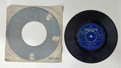 Efemera - SEVİM TUNA * BİR BAKIŞ BAKTIN (BAĞDAT YOLU) * DÜŞENİN DOSTU OLMAZ * 45LİK PLAK - kitantik - kitaLog