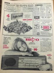 HÜRRİYET GAZETESİ 7 AĞUSTOS 1968 YIL :21 SAYI :7284--İnönü :Demirel in kendisi gafletin tam ortasındadır --Azılı kabadayı şoför  dostunun kocası tarafından öldürüldü --Son söz  onundur  diyen Gina müstakbel  eşinin  adını devlet sırrı gibi saklıyor ---Kızına tecavüz eden adamı  kurşuna dizip  dağa çıktı ---59 Emniyet Müdürü ve Amiri yer değiştirdi--Türk işçisi cinayet suçunu reddediyor ---Arazi ihtilafı yüzünden  köy halkı çarpıştı :1 ölü ,4 yaralı ---Çek Başbakan Doğu ile Batı arasında  tarafsız  kalamayız dedi --Gülbenkyan Kızılay a 1 milyon lira bağışladı --Mazbatası  iptal edilen  AP liler  ile dinleyiciler  kavga ettiler ---Kalp nakli ameliyatı ümit verici fakat mutlak bir şifa sayılmıyor ---Balık Festivali ---Fenerbahçe 4 Yabancı Takımla Oynayacak --11 Güreşçi sakat --Galatasaray ilk sınavı Vefa karşısında verecek --Whips in Genel Kaptanı Antrenörün İşine Son Verdi---Adnan Suvari Göztepe ye Futbolcu İmal Edecek --Balkan yelken şampiyonası  bugün başlıyor ---