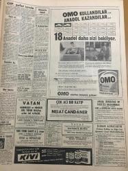 HÜRRİYET GAZETESİ 6 AĞUSTOS 1968 YIL :21 SAYI :7283--İsraillilerin son hava hücumunda 28 Ürdünlü öldü ---Almanya da günün konusu olan cinayet :İki sevgili öldürüldü ---Katil bir Türk Mü ?--Demirel : Sola zemin sağlayan  CHP gaflet  içinde --600 öğrenci ihtisas için yurt dışına gönderilecek --Kuluçkaya  yatan  bir Hint horozu 17  civciv  çıkardı ---Küçük bir uçağın çarpıp motoruna takıldığı  dev uçak normal iniş yaptı ---Büyük Tiyatro Nejat Uygur --Türkiye Futbol Birliği İçin İlk Adım Dün Atıldı --Ahmet Ayık ense çekince  Necdet Tosun imdat dedi ---İzmirspor u sevindiren goller Altınordu  yu fena karıştırdı --Hollywood lu yıldızlar Türk yemeklerini tercih ediyor --Nixon un ilk turda başkan olması bekleniyor ---İstanbul da kaybolan kız ,10 çocuklu tüccarla İskenderun da görüldü --Biberi tarikatının kadın reisi ,polis ile birlikte suçlu avına çıktı --Misafirini ağırlarken çıldıran kadın komşusunu  öldürdü --Gençler hücuma geçince polisten  yardım istedi --