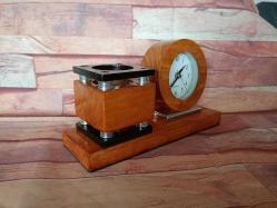 KALEMLİKLİ MASA SAATİ AHŞAP HAND MADE.