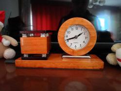 KALEMLİKLİ MASA SAATİ AHŞAP HAND MADE.