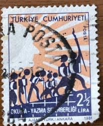 Türk Pulu - Turkish Stamp - Mektup Zarfından Kesilmiş  / Postadan Geçmiş Pul Filateli - Damgalı - OKUMA-YAZMA SEFERBERLİĞİ TEMALI PUL , 2 1/2 LİRA- Türkiye Cumhuriyeti - NOSTALJİK DOĞUM GÜNÜ HEDİYESİ
