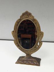 Eskilerden Avrupa Pirinç Makyaj Aynası