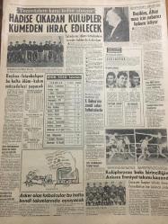 HÜRRİYET GAZETESİ 22 ŞUBAT 1966 YIL :18 SAYI : 6400--Prenses Fazıla nın kardeşine 15 milyon liralık eşya getirmesi için permi veriliyor ---Yeni Bir Servet Transferi --Servet transferi işinin  içyüzü : Gürsel  dün yeni bir kriz  daha  geçirdi --Lefteri vuran  lokantacı fikri dün tevkif edildi --Aşığı  ile kaçan 4 çocuklu  hamile  kadının eşi ,doğan kızını bulmak  için çırpınıyor  ---Atatürkçülüğü perde  yapıp sahte makbuzla para aldılar --Bu yıl tersanelerimizde 89geminin inşasına başlanıyor ---Eşini ihmal eden koca ,5 yıl hapse mahkum oldu ---Kabadayılık uğruna bir meyhaneci öldürüldü ---Londra da başı  ve  kolu kesik kadın cesedi bulundu ---Beykoz -İstanbulspor bu hafta ölüm -kalım  mücadelesi yapacak--Beşiktaş ,Altay maçı için yabancı  hakem istiyor ---Fenerbahçe nin ümidi asker futbolcular da --Asker olan futbolcular bu hafta kendi takımlarında oynayacak ---Kulüpler arası  boks birinciliğini Ankara Emniyet takımı kazandı --Kadınlar çirkin erkeklere  bayılıyorlar ---