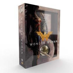Wonder Woman 4K + Blu-ray Titans of Cult Limited Edition Steelbook