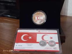 Kıbrıs kuruluşunun 40. Yılına özel hatıra gümüş para ( kutulu)