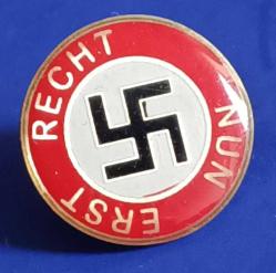 LOT.17 » Adolf Hitler Dönemi Rozet