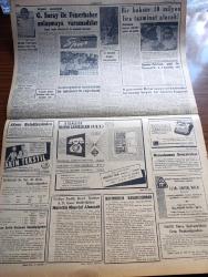 Cumhuriyet Gazetesi - 31 Temmuz 1962 - Bazı Mükellefiyet Lefke Toplum Kalkınmasına Halk Da Katılacak - 4 Yıldan Beri Dağda Olan Kel Ali Jandarmaya Teslim Oldu - Akıl Hastalarının Masa Başında Çatal Ve Bıçakla Yemek Yemelerine İzin Verildi - Adalet Partisi Gibi Düşünmeyenler Komünizmle İtham Edildi - Gecenin Ucundaki Işık Yazan Peride Celal Yazı Dizisi - Açık Rejimin Gizli Gerçekleri Yazan İlhan Selçuk Köşe Yazısı - Tramvay Rayları Sonbaharda Kaldırılacak - Dünya Sanat Tarihinde Türk Donanması Yazan Amiral Afif Büyüktuğrul - İsrail Amerikan Casusu Soblen'i  Siyasi Mülteci Olarak Kabul Etmedi - Prenses Margaret'in Kocasının Çektiği Son Fotoğraflar - Bay Oscar Karikatür - Profesör Nümbüs'ün Maceraları Çizgi Roman - Resimli Roman Melun Kız Çizen Yves Sayol Yazı Dizisi - Ergun Meselesi Galatasaray ile Fenerbahçe Anlaşmaya Varamadılar - Okçuluk Federasyonu Başkanı Fazıl Özok Amerika'ya Davet Edildi -  Salzburg Futbol Turnuvasına Bir Takımımız Da Çağrılacak - Enternasyonal Basketbol Turnuvası