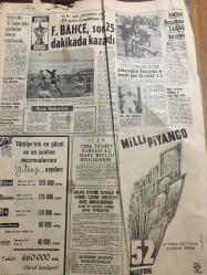HÜRRİYET GAZETESİ  28 ARALIK 1967 YIL :20 SAYI :7066--İrfan Vural Dün Gece Öldürüldü --Komiser  İrfan Vural ile arkadaşı  Yüceli de Öldürdü ---Nişanlısını ve 9 kişiyi öldürdü : Dağa çıkan azılı katil  daha  üç kişiyi öldüreceğim dedi ---Topaloğlu ,Ordu ,her an hazır olmalıdır  dedi --Kral ın yılbaşına kadar Yunanistan a dönmesi bekleniyor --Kıbrıs a giden Zeki Kuneralp Makarios ile görüşmeyecek ---Polisler İrfan Vural ı ararken  7 bin  liralık trafik cezası kestiler ---Pakistan da her her gün 1000 evli erkek kısırlaştırılıyor ---G.Tepe eski günlerini tekrar yaşayacak --Fenerbahçe son 25 dakikada kazandı ---Atatürk koşusunu Saban kazandı --Güney Vietnam da  harbi bitirmek için kuzeye görüşmeye teklif etti --İtalya da uygunsuz kadın sayısı 1 milyonu buldu --Çağlayangil ikili anlaşmalar Türkiye lehine sonuçlandı --Almanya da doğan çocuklar vatanı ilk defa  gördü ---27 Ton kaçak sigara  ele geçirildi ---İngiltere de grip salgını var --Rusya ya 1 milyon kilo elma ihraç ediliyor---