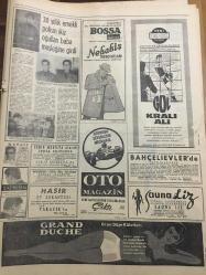 HÜRRİYET GAZETESİ 4 KASIM 1967 YIL :20 SAYI :7012---Evlenmek için Türk gencine 3 milyon lira verdi---Kudret İsmail Talay Kimdir ?--Cumhurbaşkanımız İngiliz Başbakanı Wilson la Görüştü --R.Denktaş a müebbet  hapis  cezası verilmesi bekleniyor ---Almanya da banka soyan gangster İstanbul da yakalandı ---67 Yaşında ki  çapkın Jozef genelevde kalpten öldü ---Toprak Mahsülleri Ofisi Genel Müdür :Halkımız ekmeksiz kalmaz dedi --Rus ihtilalin ellinci yıldönümü kutlanıyor ---3 Büyükler Korku içinde --G.Birliği -Göztepe --Bir kolunu harpte diğerini  maden ocağında kaybeden Rus hakem seyircilerin  takdirini  topluyor --İzmitlilerin  yeni bir icadı : Prim toto ---2. Türkiye Liginden birer takımının  düşmesi teklifi kabul edilmedi ---Bugün oynanacak  ikinci ve üçüncü Türkiye ligi  karşılaşmaları --Galatasaray Tuncer de Vefa --14 Yaşında ki İngiliz kızları doğumu kontrol hapı  alıyor --Petrol Kralı 44 Yıl Sonra Şampiyonla Döğüştü --Demirel Mersin de 1 Milyar 329 Milyon Liralık Tesis Açacak ---