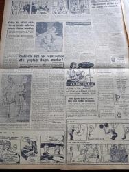 Cumhuriyet Gazetesi - 17 Aralık 1960 - Kurucu Meclis Kanunu Dün Meriyete Girdi - Nüfus Artışı İle İlgili Seminer - Şeyhlerle Ağaların Nakilleri Başladı - Yugoslav Peter Zaroviç Tankeri 48 Saat Yanacak - Topkapı Hadiseleri Duruşmasında Gazeteciler Şahitlik Ettiler -  Ege Üniversitesi Öğrencileri De Cezayir Olaylarını Protesto Ettiler - Orman Yakma Ve Irza Geçme Suçları Kanun Tasarısı Milli Birlik Komitesi Genel Kurulunda - 10. Köy Yazan Fakir Baykurt Yazı Dizisi - Atatürk'ün Akaretlerde Oturduğu Ev - İsrail'de Nükleer Bomba Yapacak Duruma Gelmiş - Apikoğlu Sucuk - Ünlü Opera Sanatçısı Maria Callas fotoğraf - 1959 1960 Yunus Nadi Armağanı Dil Davamız İkinci Büyük Atılım Yazan Cemal Gürlek - 1958 Dünya Kupasını Kazanan Takım Brezilya Fotoğraf - Gündüz Kılıç'ın Unutamadığı An - Jeppson'a Göre En İyi 10 Takım - Atletico Madrid Garincha'ya 1,5 Milyon Veriyor - Fenerbahçe Feriköy Maçı - Galatasaray Kasımpaşa Maçı