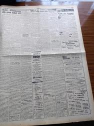 Yunan Havası Yazan Nadir Nadi Köşe Yazısı - 6 7 Eylül Davasına Bugün Devam Edilecek - Yolsuzluk Davasının Sanıkları Dün İzmit'teki Duruşma Sırasında Fotoğraf -  Kemal Aygün Ve Bazı Müdürlere Ait Davaya İzmit'te Devam Edildi - Atatürk Üniversitesinde Konuşan Cemal Gürsel Kurtuluşumuz Atatürk'ün İzinden Gitmeye Bağlıdır - 1960 Nobel Edebiyat Mükafatını Kazanan Fransız Şairi Saint John Perse - Milli Birlik Komitesi Af Kanununu Dün Gece Kabul Etti - Anayasa Semineri Devam Ediyor - Düşük İzmir Belediye Başkanı Faruk Tunca'ya Verilen Rüşvet Yazan Seyfettin Akersin - Kongo Birleşmiş Milletler Aleyhinde Çalışıyor - Bay Oscar Karikatür - Profesör Nümbüs'ün Maceraları Çizgi Roman - Kraliçe Elizabeth Ölüm Tehlikesi Atlattı - Hac İçin Döviz Ger Verilmiyor - Tiyatro Şair Ruhu Ve Kanaviçe Yazan Lütfi Ay - Resimli Roman Başkasının Günahı Çizen Yves Sayol - Kıbrıs'ta Lig Heyecanlandı - Doğan Türk Birliği Bu Senede Favori - Fevzi Uman Basın Toplantısı Yaptı B Futbol Takımı Dün Akşam İlan Edildi