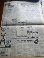 Vatan Gazetesi - 14 Kasım 1954 - Yılda Bir Lira Maaşlılar Yazan Ahmet Emin Yalman Köşe Yazısı - Ticari Krediler Suiistimalini Önleyici Tedbirler Alındı -  Başvekil Adnan Menderes Dün Hint Heyeti İle Görüştü - Yunanistan Çok Mühim Bir Siyasi Buhran Arifesinde - Vali Armenia Kim Adlı Yurttaşların Polislerin Dayak Attığını Teyit Etti - Mükerrem Sarol'un Evi Satılabilir Mi Satılamaz Mı - Fransız Moda Kralı Jacques Fath Öldü - Beşiktaş Beykoz'u 4 3 Yendi - Galatasaray İstanbulspor'u 4 1 Yendi - Fransız Boksörü Charles Humez Orta Siklet Avrupa Boks Şampiyonu Oldu - Hüseyin Fatimi Niçin İdam Edilmiş - Arnold Toynbee'nin Tarih Felsefi Yazan Niyazi Berkes Yazı Dizisi - Geçmişte Bugün Fulton Ve İlk Buharlı Gemi Yazan Feridun Fazıl Tülbentçi - Rusya 23 Devlete Nota Verdi - Osmanlı Tarihinden Sayfalar Napolyon Bonapart Bir Osmanlı Paşası Olabilirdi Yazan Feridun Fazıl Tülbentçi -  Uçan Dairelere Karşı Yeni Bir Nazariye Ortaya Atıldı - Sinema Tenkidleri Yazan Oktay Akbal - Gripin - Cemiyet Hayatı