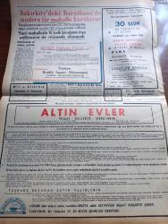 Vatan Gazetesi - 7  Kasım 1954 - Türkiye'de Hürriyet Yazan Ahmet Emin Yalman Köşe Yazısı - Cezayir'de Milliyetçi Bir Parti Kapatıldı - Ahmet Emin Yalman'ın Times De Çıkan Bir Mektubu -  Celal Bayar Ve Adnan Menderes'in Seyahati - Muhtar Seçimi Bugün Yapılıyor - İstanbul'da 265 Köy Ve 287 Mahallenin Muhtarlarıyla İhtiyar Heyetleri Seçilecek - Üç Suni Kereste Fabrikası Kurulacak - 2,5 Milyonluk Bir Vergi Kaçakçılığı Tesbit Edildi - Otomobil Sevdası Yazan İsmail Ateş Yazı Dizisi - Antalya'da Sinema İçinde Salavat - Makarios'a Göre Kıbrıs'ta Ancak 200 Komünist Varmış - Meksika Hava Alanında Öpüşenler İçin Oda Ayrıldı - İsrail'den Türkiye'ye Satılan Çatal Ve Kaşık - Osmanlı Tarihinden Sayfalar Arkadaşlarıyla Beraber Patrona Halil'in İdamı Yazan Feridun Fazıl Tülbentçi Yazı Dizisi - Kleopatra Yazan Emil Ludwig Yazı Dizisi - Eli Yüzü Düzgün Bir Film Tehlikeye Doğru - Kader Feneri Yazan Jean Martet Yazı Dizisi - Shell - Pan American - Film Yıldızı Neriman Köksal Fotoğraf