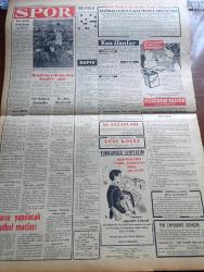 Vatan Gazetesi - 18 Eylül 1954 - İmtihan Kurbanları Yazan Ahmet Emin Yalman Köşe Yazısı - Tunçbilek Santralının Temeli Dün Atıldı -  Adnan Menderes Afyon Çimento Fabrikası Temeline Harç Koyarken Fotoğraf - John Foster Dulles Adenauer Ve Anthony Eden Anlaştılar - Kıbrıs Heyeti Londra'da Temaslara Başladı - Amerika İle Güney Kore Münasebetleri Gergin - Kızılay İstanbul Temsilcisi Dr. Faruk Sangut - Hindistan'da Yeni İnkılap Hamleleri - Soğuk Harbin İlk Mağlubu Fransa Mı Yazan Orhan Arıman - Bu Toprak Uyanacaktır Yazan Muzaffer Buyrukçu Yazı Dizisi - Komünist Çin Formoza İçin Hazırlanıyormuş - Fotoğraflarla Haberler - Celal Bayar'la Yugoslavya'da Yazan Tunç Yalman Yazı Dizisi - Kleopatra Yazan Emil Ludwig Yazı Dizisi - Lizbon'da 15.000 Kişinin Seyrettiği Bir Boğa Güreşi - Kıbrıs'ın Fethi Yazan Feridun Fazıl Tülbentçi Yazı Dizisi - Kader Feneri Yazan Jean Martet Yazı Dizisi - Boğaziçi'nin İffetini Korumuş Tek Köşesi Vaniköy - Yahudi Aleyhtarı Dernekçiler - 1956 Melbourne Olimpiyatları