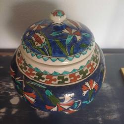 Huzur Çini Seramik Küp,Kapakli,El boyama,Kusursuz