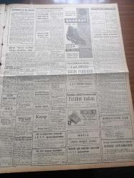 Akşam Gazetesi - 6 Ekim 1960 - Cemal Gürsel Kuran Ve Ezan Türkçe Olmalıdır Dedi - Üniversite Olayları İle İlgili Dört Kişi Tevkif Edildi - İstanbul'un 37. Kurtuluş Yılı Bugün Kutlanıyor - Karacaören Köyünde Kadınlar Çarşafı Attılar - Kızkulesi Kahramanı Çizen Suat Yalaz - Ahtapotlar Grubu Yazan Müşerref Hekimoğlu Köşe Yazısı - Doktor Adnan Zentürk Sağlık Bakanlığı Müfettişi Oldu - Nümayiş Yapan Gençlere Vurmak İçin Tahta Coplar Hazırlamışlar - Damdaki 2. Oyun Kral Lear - Günahım Seni Sevmek Aşk Ve His Romanı Resimleyen Remzi - Geyşa'nın Hatıra Defteri Yazan Kimiko Omura Yazı Dizisi - Bize Barbaroslu Derler Yazan Çizen Ratip Tahir Burak - Kont Senlibenli Karikatür - Nazlı İle Hamza Karikatür - Yaralı Gönül Çizgi Roman - Vadiler Hakimi Çizgi Roman - Fenerbahçe Galatasaray Ezeli Mücadelede Eşit Para Eşit Sonuç 0 0 - Yelkende Hamle İçin Şura Toplantısı Bekleniyor - Avrupa Gazetelerine Göre Beşiktaş Çok Geç Kalmış - Tenis Federasyonuna Vedat Abut Geldi - At Yarışları Tahminleri - Karakucak