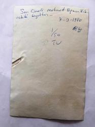 BARIŞ MANÇO'NUN SARI ÇİZMELİ MEHMET AĞA ŞARKISINA KONU OLAN MEHMET AĞA'NIN TIPKI BASIM FOTOĞRAFLARI ve NÜFUSA KAYDIYLA İLGİLİ BELGENİN ÇEKİLMİŞ FOTOĞRAFI, 3 ADETTİR, 2 ADET TIPKI BASIM FOTOĞRAF ve 1 ADET KOPYA BELGE - MEHMET AĞA'NIN BÜYÜK OĞLU HÜSEYİN SARIÇİZMELİ - 17 x 12 cm EBADINDA