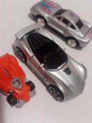 Transformers araba / Hasbro / 2010 / Hediyeli takım