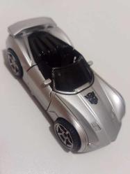 Transformers araba / Hasbro / 2010 / Hediyeli takım