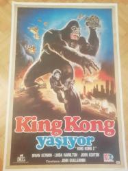 KİNG KONG LİVES KİNG KONG YAŞIYOR FİLM AFİŞİ