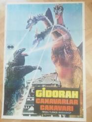 GİDORAH CANAVARLAR CANAVARI FİLM AFİŞİ