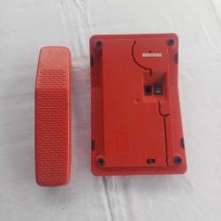 Netaş Tuşlu Plastik Kırmızı Telefon