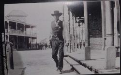 SABAH DERGİ GRUBU-SİNEMA DERGİSİ-POPÜLER SİNEMA DERGİSİ-SAYI:72-MART-2001-1.750.000TL-KAPAK-RUSSEL CROWE-MEG RYAN-BULUŞTUĞU FILM-YAŞAM KANITI-YILIN SÜPRİZ FİLMİ-KAPLAN VE EJDERHA-ÇAĞDAŞ ROBINSON HIKAYESİ-YENI HAYAT-ALTINCI HI'IN YÖNETMENINDEN ÖLÜMSÜZ-TAYLOR HACKFORD-ÇOK IDDALI BİR FİLM YAPMAYA ÇALIŞTIM-GERÇEK SİNEMA ENERJISI-ANG LEE-KEVIN SPACEY-İYİ KIVIRAN FILM-SAVAŞ AY-DANSÖZ-HAYALLERİ SÜSLEYEN BİR YETENEK-NANCY MEYERS-BENI ASIL KORKUTAN VASATLAŞMAK-TOM HANKS-ROBERT ZEMECKIS-SİNEMA DERSLERİ-MATHIEU KASSOWITZ-YEŞİLÇAM YOLLARDA-TÜRK SİNEMASINDA YOL FILMLERI-YASAK SULARDA TEHLIKELI CINSELLIK-PROFILLER-AYIN FİLMLERI-TEA LEONI-JIM CAVIEZEL-GEOFFREY RUSH-DAVID MORSE-IŞIK VE GÖLGE-ATILLA DORSAY-MUTFAKTAKILER-KÜLT FILMLER-SUSPIRIA-EV EĞLENCESI-SİNEMA ÇIKIŞI-ALTNA ERKEKLI-KAHRAMAN ŞERİF-SORULAR VE KURALLAR-İÇİNİZİ TİTRETEN BİR ATMOSFER-FİLLER VE ÇİMEN-BAHADIR ATAY-KAAAN ERTURAN-MELTAM BUMBUL-MEHMET ALİ ERBİL-BALALAYKA-UZUN İNCE BIR YOL-YOL-FİKRİMİN İNCE GÜLÜ-GÜNEŞE YOLCULUK-OTOBÜS