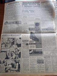 Akşam Gazetesi - 1 Kasım 1960 - Bebek Davasında Altı Şahit Dinlendi - Adnan Menderes'in Avukatı Yere Düşmekle Cevher Sakıt Olmaz Kadr ü Kıymetten Deyince Dinleyiciler Kendisini Yuhaladı - Mahkemede Çok Rahat Konuşan Ayhan Aydan Yemini Okurken - İran Tahtı Nihayet Veliahda Kavuştu - Üniversitesinin Açılışı Bir Hafta Sonraya Bırakıldı - Devlet Tiyatrosundan 54 Sanatkar Birden Askere Gidiyor - Hülagünün Gözdesi Çizen Suat Yalaz - Ateşli Kız Gina Yazan George Albert Gley Yazı Dizisi - 6 7 Eylül Duruşması Ne Safhada - Küba Ablukada - Günah Maskesi Aşk Ve His Romanı Resimleyen Remzi - Kont Senlibenli Karikatür - Kraliçe Ferah Dün Anne Oldu - Mustafa Şarkısını Almanya'da Meşhur Eden Leo Leandros İle Almanya Muhabirimiz Görüştü - Saim Kaur İstanbulspor'dan İstifa Etti - Bebek Davasında Adnan Menderes'in Dün Gözlerinden Yaşlar Aktı - Son Şans Beşiktaş Puppo Sandro'ya Tam Selahiyeti Kabul Etti - Beykoz Kulübü Lefter Küçükandonyadis'i Federasyona Şikayet Etti - Hakkı Yeten