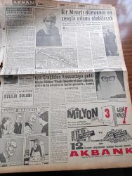 Akşam Gazetesi - 9 Kasım 1960 - Kapatılmayan 12 Bin Liralık Avans Davasına Başlandı - Zeyyat Mandalinci Bir Yolsuzluk Değil Prensip Anlaşmazlığı Olduğunu Söyledi Ve Önce Prensip Halledilmeli Dedi - İstanbul'dan 4 Bin Öğretmen Anadolu'ya Tayin Edilecek - Gayri Meşru Servetler - Ankara Üniversitesinde İsmet İnönü Konuşma Yaptı - Konya'da İhtiyar Heyeti Çarşafı Yasak Etti - Cemal Gürsel Amerikan Kız Kolejini Ziyaret Etti - Hülagünün Gözdesi Çizen Suat Yalaz - Ateşli Kız Gina Yazan George Albert Gley Yazı Dizisi - Sigorta İlaçları Satan 140 Eczane Tahkik Konusu Oldu - Ümmü Hatun Düşükleri Görmek İçin Ereğliden Yassıadaya Geldi - Günah Maskesi Aşk Ve His Romanı Resimleyen Remzi - Sanat Dünyası Yazan Abdulkadir Günyaz - Bize Barbaroslu Derler Yazan Çizen Ratip Tahir Burak - Gölgeler Ve İnsanlar Yazan Victoria Holt Yazı Dizisi - Tan Sineması - Kadri Aytaç Ceza Heyetine Verildi - İsmet Atlı'yı Adana İstiyor - Turgay Şeren Diyor Ki - Spor Toto Tahminleri - Milli Takım Rostov Maçı Bu Gece