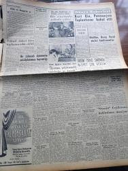 Yeni İstanbul Gazetesi - 20 Ekim 1953 - Diyanet İşleri Başkanlığı Yazan Habib Edib Törehan Köşe Yazısı - Kore'de İhzari Barış Konferansı Başlıyor - Churchill Malenkov Mülakatı - Swindon Town takımı İle Karşılaşan Fenerbahçe Dün Gece 5 1 Yenildi - Kızılların Duruşmasına Dün De Devam Edildi - Üç Radyo İstasyonu Yeniden Kuruluyor - CHP Genel Sekreteri Kasım Gülek İktidara Geçeceğiz Dedi - Komünist Partisi Mensuplarının Mahkemesi Ankara Garnizon Mahkemesinde Devam Etmiştir - Kara Günler Milli Mücadele Hatıraları Yazan İbrahim Şevki Feyzioğlu Yazı Dizisi - İçki Düşmanları İstanbul'a Geldi- Dün Verilen Karar Neticesinde İşçiler Gece Saat Birden Sonra Çalıştırılamıyacak - Ürdün İsrail Sınırında Vaziyet Çok Gergin - Siyonist Teşkilatının Kaldırılması İstendi - Tarihimizde Lale Ve Lale Devri Yazan M. Şakir Ülkütaşır- Dünya Resimli Röportajlar - Basketbol Takımımız Ve Van Zandt Fiyaskosu - Hind Nargilesi Hukka - Meşhur Bisiklet Yarışçısı Gino Bartali'nin Sağlık Durumu - Garrard Pikap