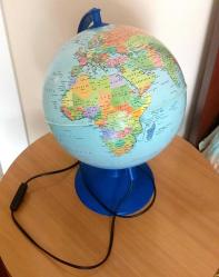 Işıklı Dünya Küresi