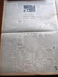 Yeni İstanbul Gazetesi - 17 Kasım 1953 - Türk İtalyan Görüşmelerinin Bilançosu Yazan Mustafa Nermi Köşe Yazısı - Güney Kore'de Nümayişler - Celal Bayar Kanada'ya Gidecek - Sözlü Sorular Yüzünden Mecliste Çıkan Fırtına - Kore'ye Giden Erlerimizin Hakiki Sayısı - Winston Churchill'in Bermuda Konferansına Dair Demeci - Parçalayıcı Bir Tesir Yaratan Muzır Yayınlar - Uşak'taki Seçimleri Halk Partisi Kazandı - Jenny Yazan Theodore Dreiser Yazı Dizisi - Devrim Ocakları Kuruluş Yılı - Cizre'de Hudut Dışı Edilecek Olan Aşiret - Hitler'in Üvey Kardeşi Alois Hitler  Ağabeyi Hakkında Çevrilen Filmi Protesto Etti - Fransa Maliyesini Kurtaracak Olan Adam Edgar Faure - Kızıl Kraliçe Yazan Jacques Renand Yazı Dizisi - Türk Milleti Atatürk'ü Uğurluyor Fotoğraflar - Zsa Zsa Gabor'un Annesinin Dükkanı - İngiltere Macaristan Milli Maçına Doğru - Lana Turner Avrupa'ya Gelir Gelmez Esmerleşti - Odeon Mağazaları - Vita Yağ - General Electric Ampul - Doğubank - Air France - Tural Öksürüğe Ve Bronşite Karşı
