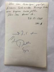 İLHAN İREM'İN ORİJİNAL 3'LÜ FOTOĞRAF SETİ - İLHAN İREM ERZİNCAN'DA ASKERLİK YAPTIĞI ORDUEVİNDEN GELİP  BURSA'DA AİLESİNE BAYRAM ZİYARETİ YAPTIĞI ANLARDAN ÜÇ GÜZEL KARE2 - 27 AĞUSTOS 1979 - İLHAN İREM ANNESİ ve ANNEANNESİYLE - 18 x 12 cm EBADINDA, SİYAH & BEYAZ DÖNEMİNE AİT ORİJİNAL FOTOĞRAFLAR